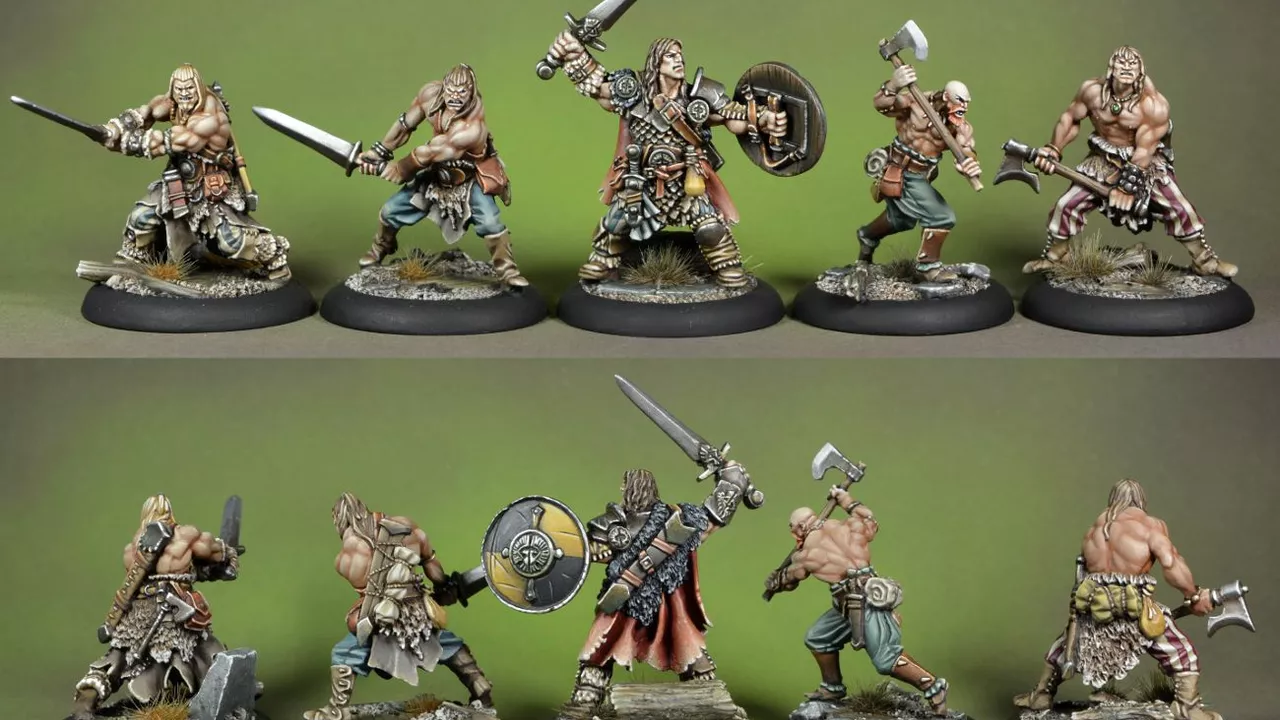 What materials are Warhammer miniatures made with?
